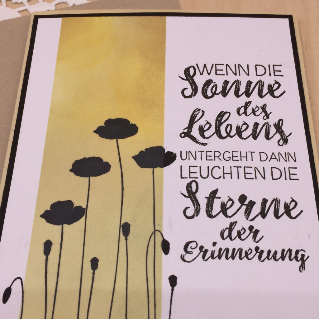 Detailansicht der ersten Karte aus der Blogserie "Auch Trauerkarten dürfen Farbe tragen"