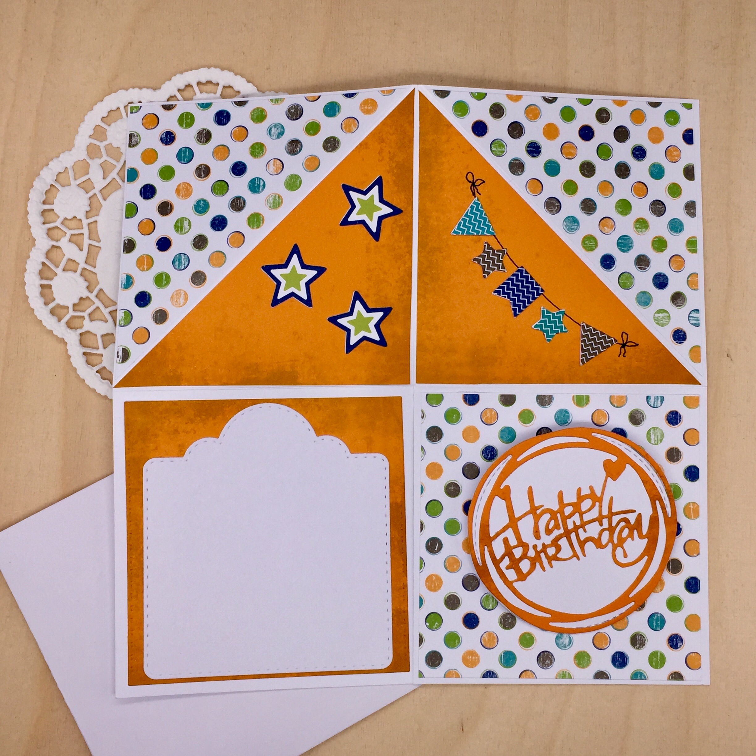 Aufstellkarte "Happy Birthday" von oben