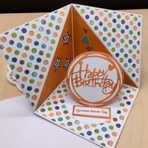 Aufstellkarte "Happy Birthday" von vorn