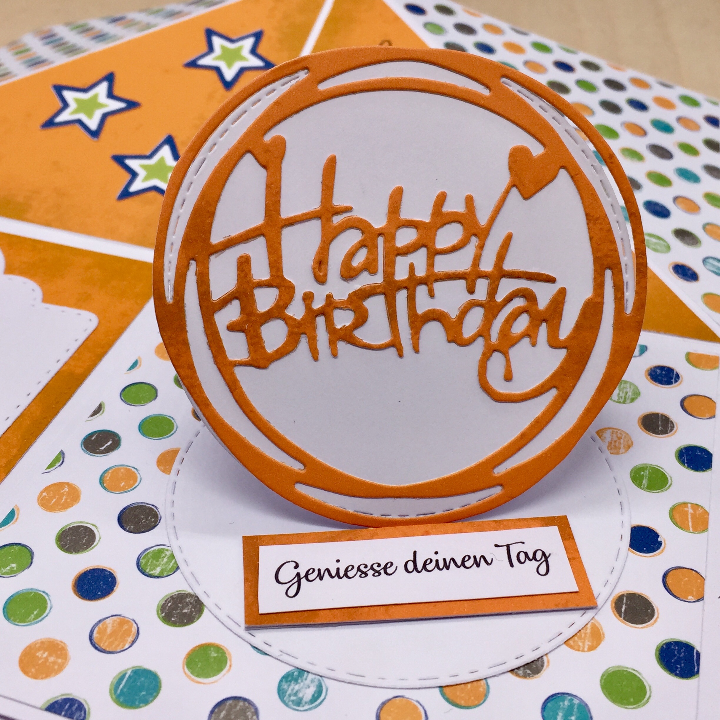 Aufstellkarte "Happy Birthday" Titelbild